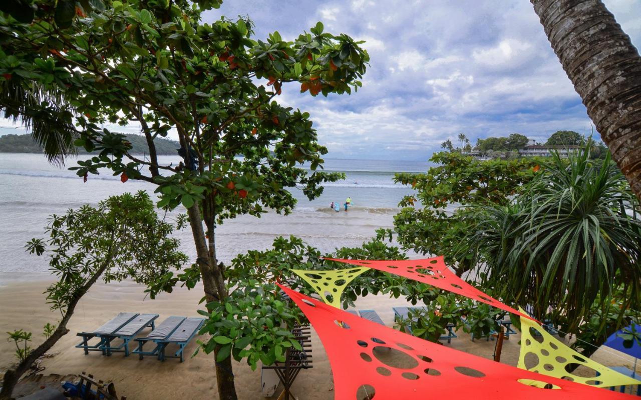 Hotel Palm Leaf Surf Cafe Galle Exterior foto